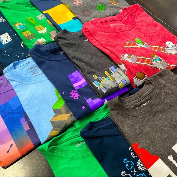 RARE Kids Minecraft T-shirt Bundle 13 pieces Mine Chest Exclusive Size YS/S - Picture 2 of 16
